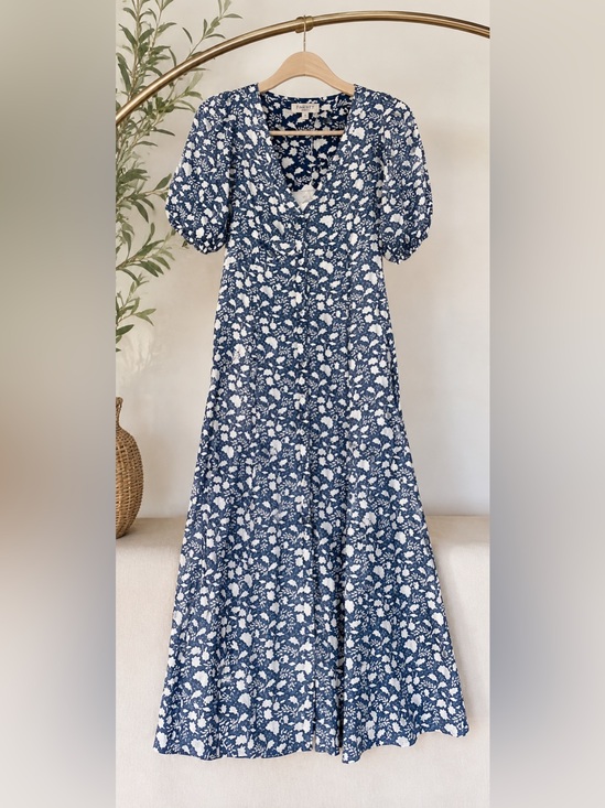 Faherty Dresses & Skirts - Faherty Havana Dress XS NWT Blue Ivory Floral Linen Blend Puff Sleeve Midi $198
